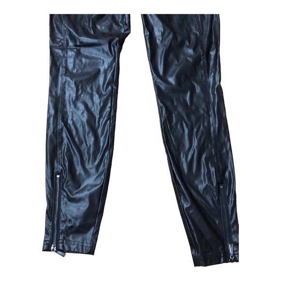 Guess‎ black leather zippered rocker crinkled rock n roll biker pants size 6 new - Picture 5 of 11